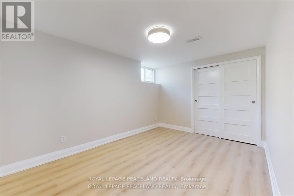 1223 Redbank Crescent Property Photo 31