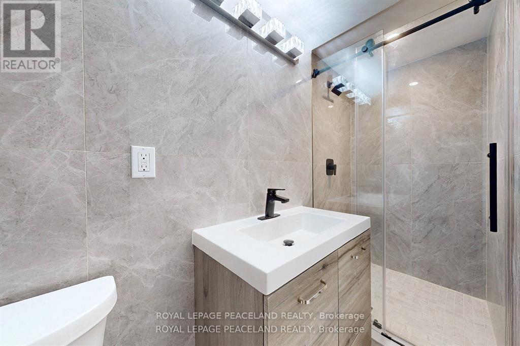 1223 Redbank Crescent Property Photo 35