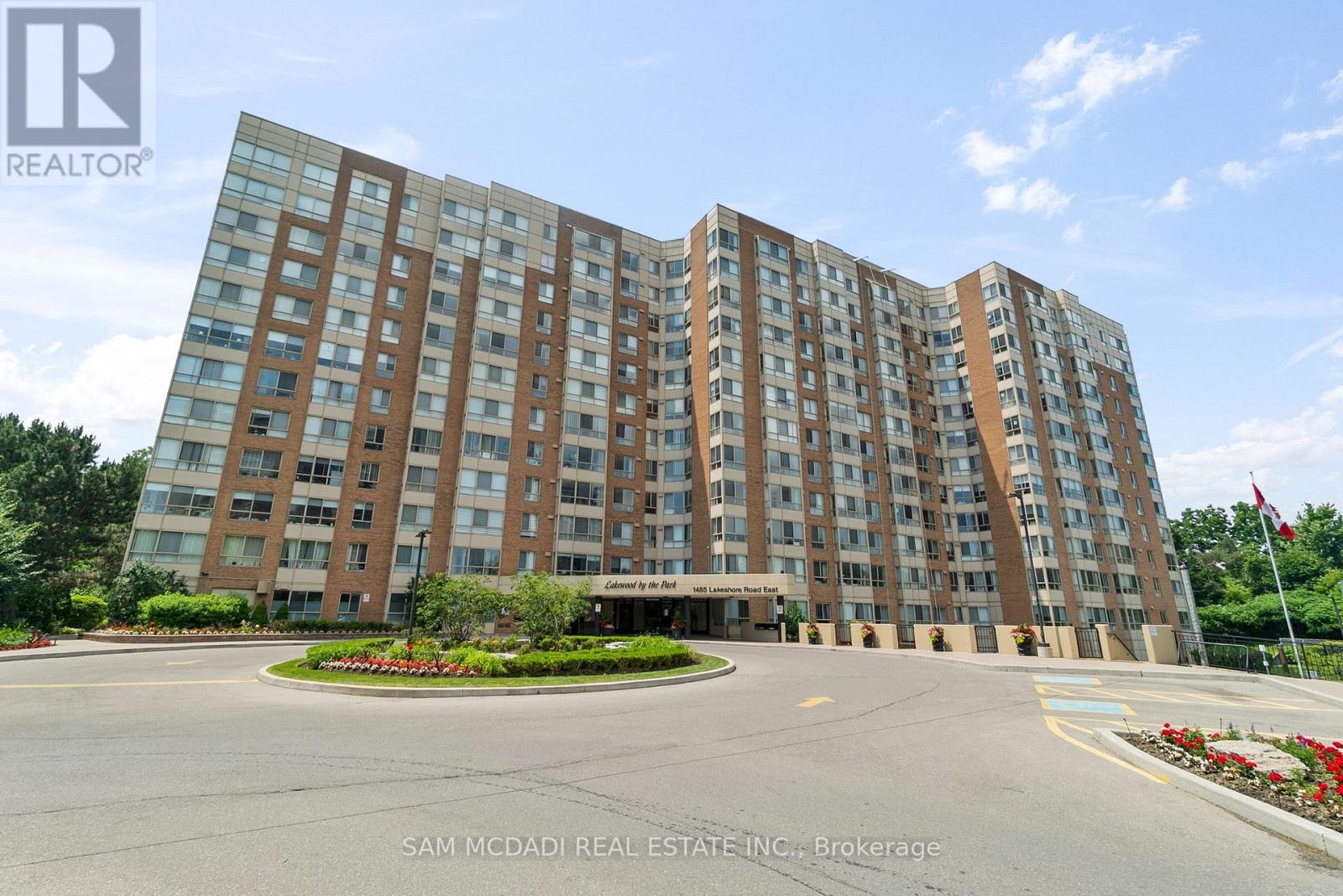 1485 Lakeshore Road #1109 Property Photo 2