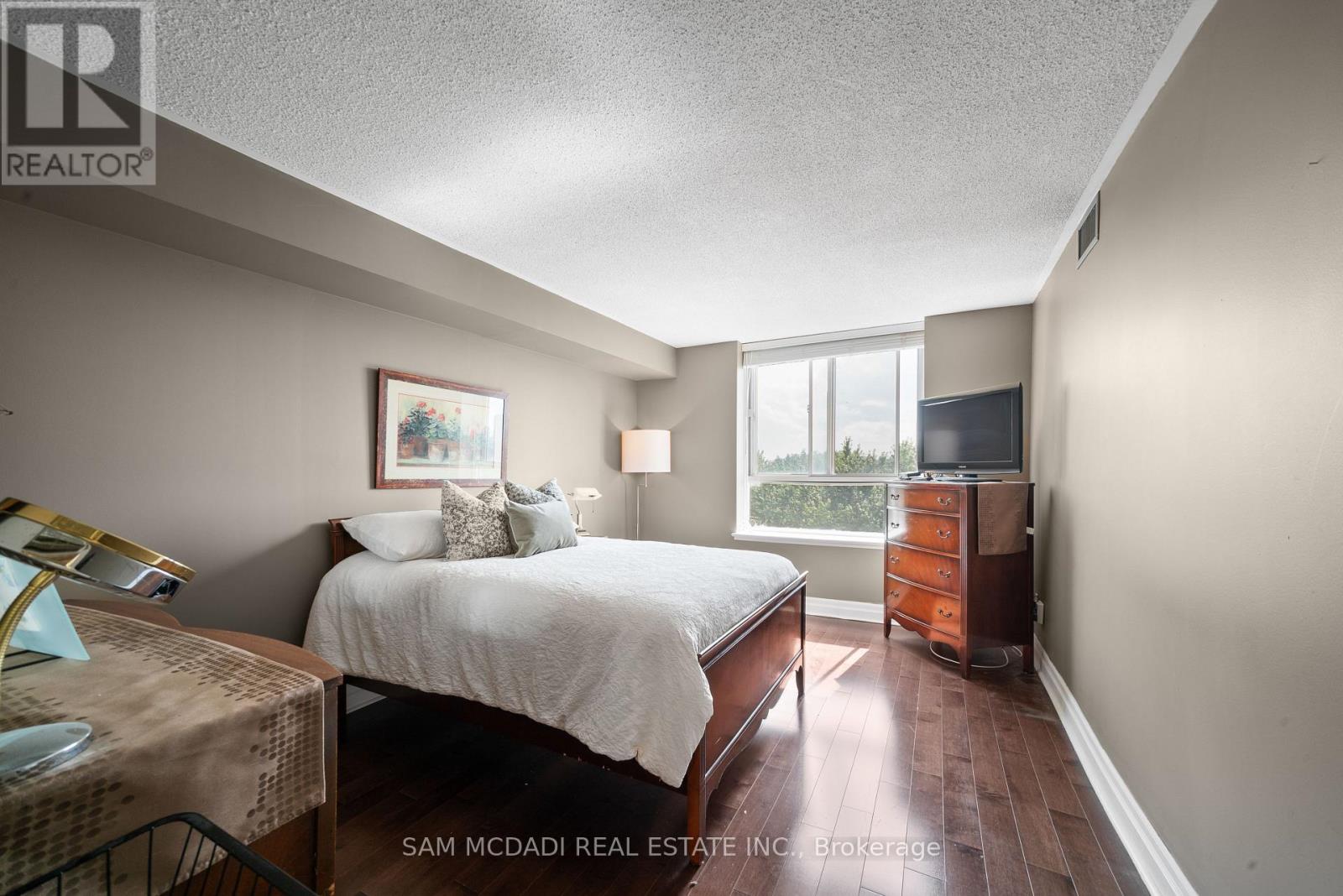 1485 Lakeshore Road #1109 Property Photo 19