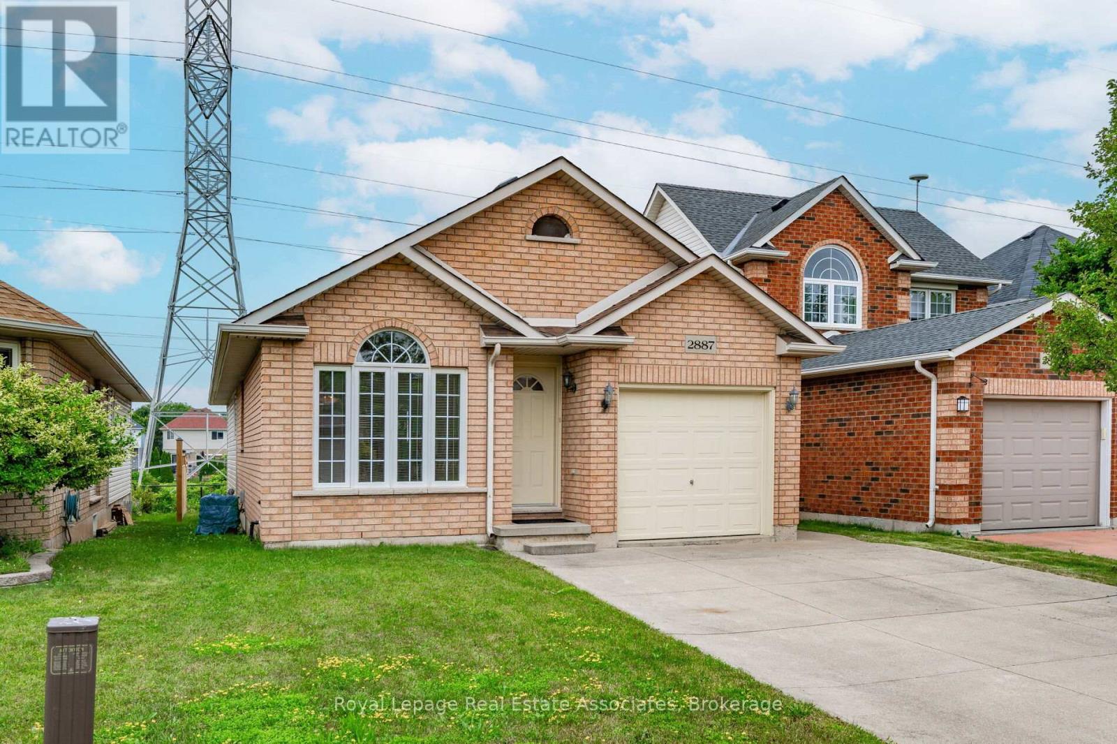 2887 Darien Road Property Photo 3