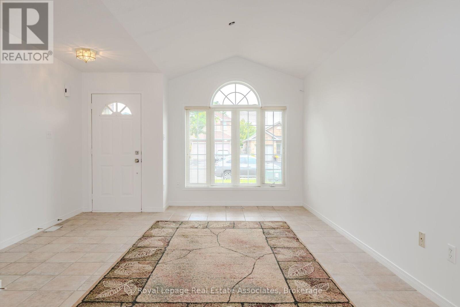 2887 Darien Road Property Photo 8