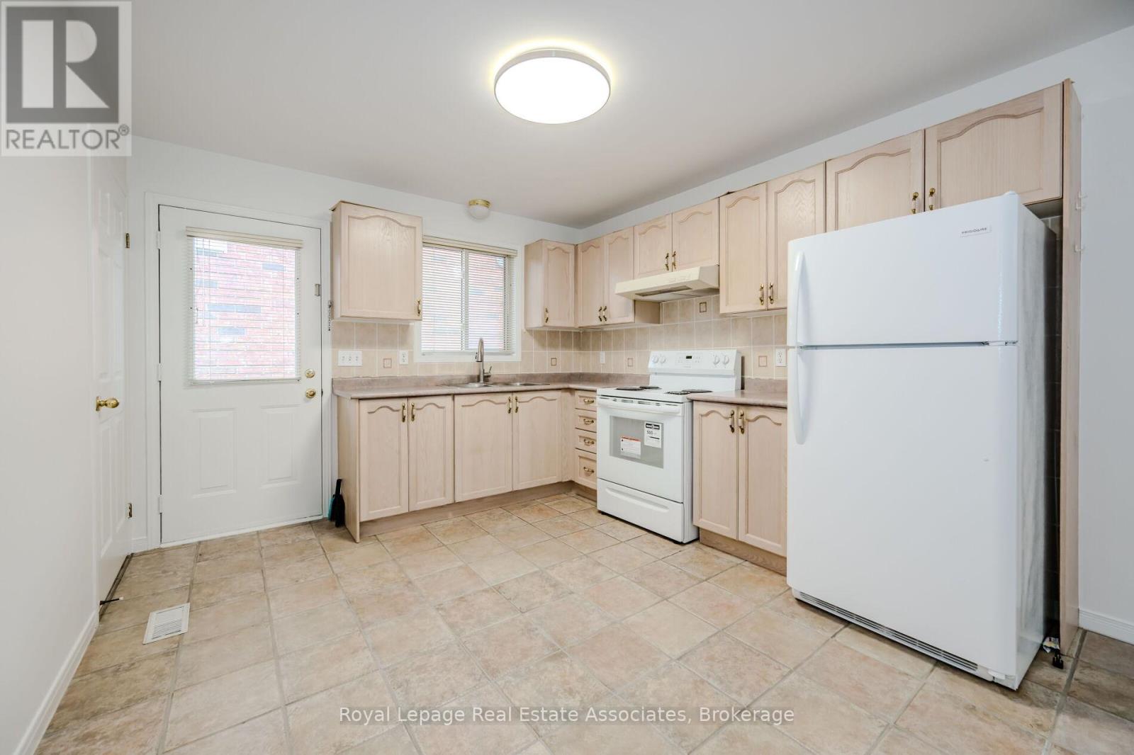 2887 Darien Road Property Photo 15