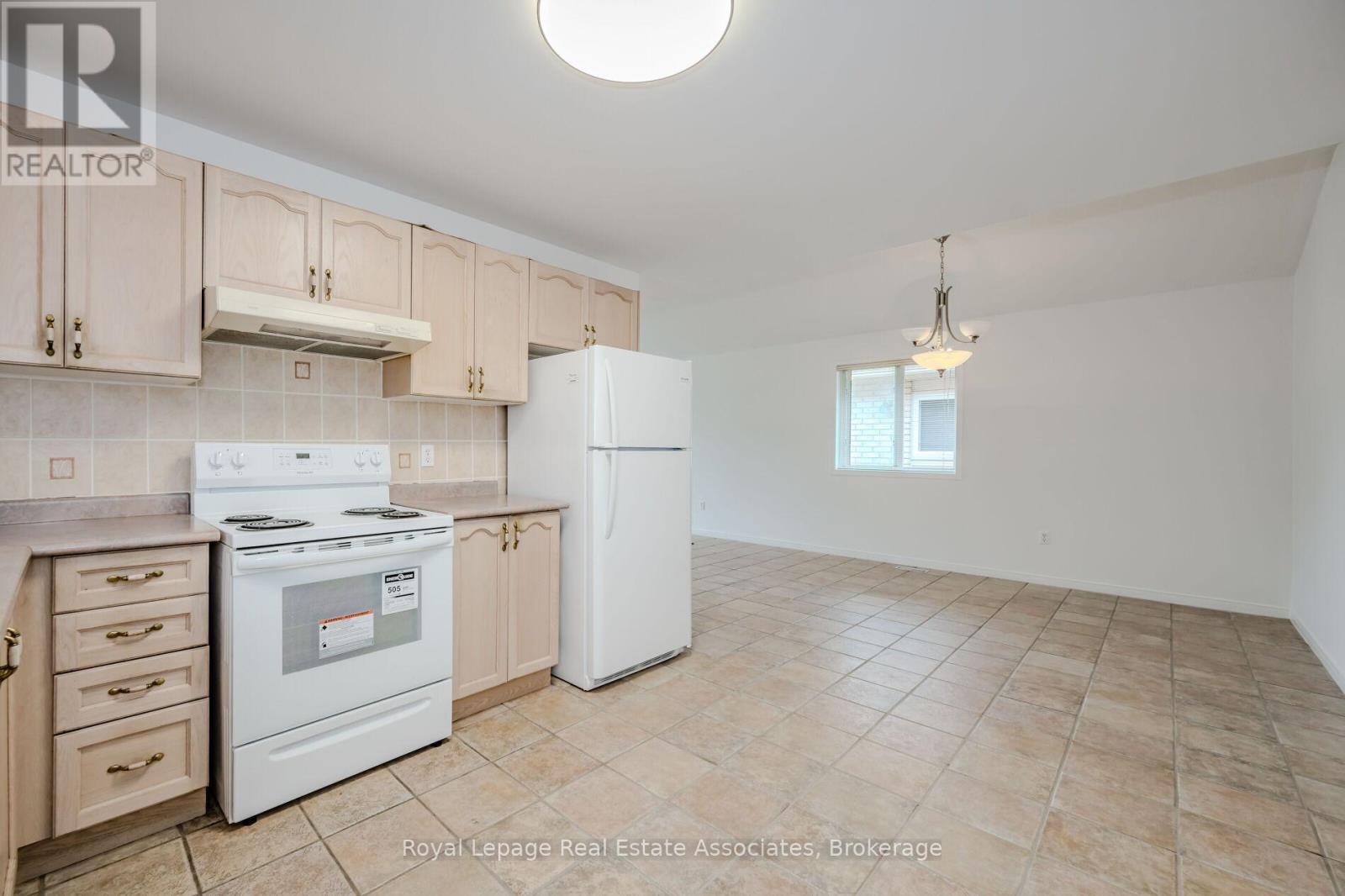 2887 Darien Road Property Photo 17