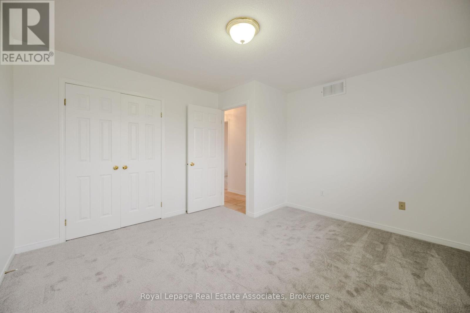 2887 Darien Road Property Photo 24