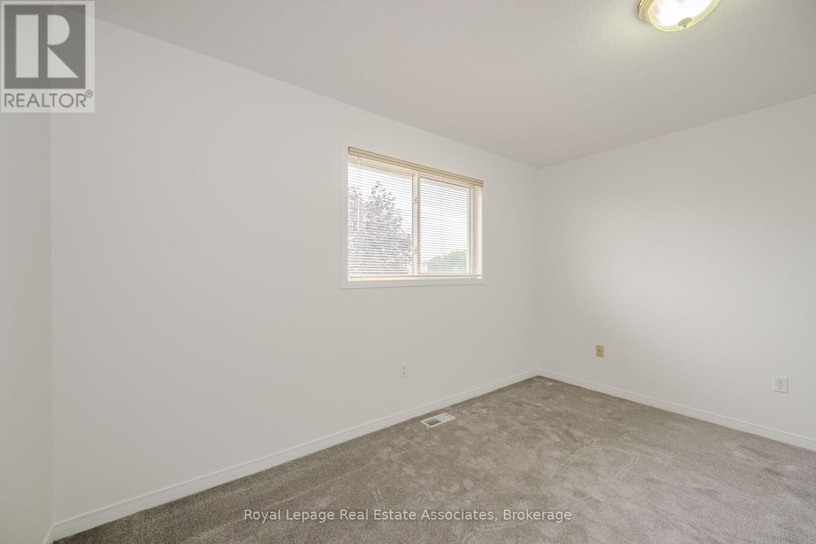 2887 Darien Road Property Photo 25