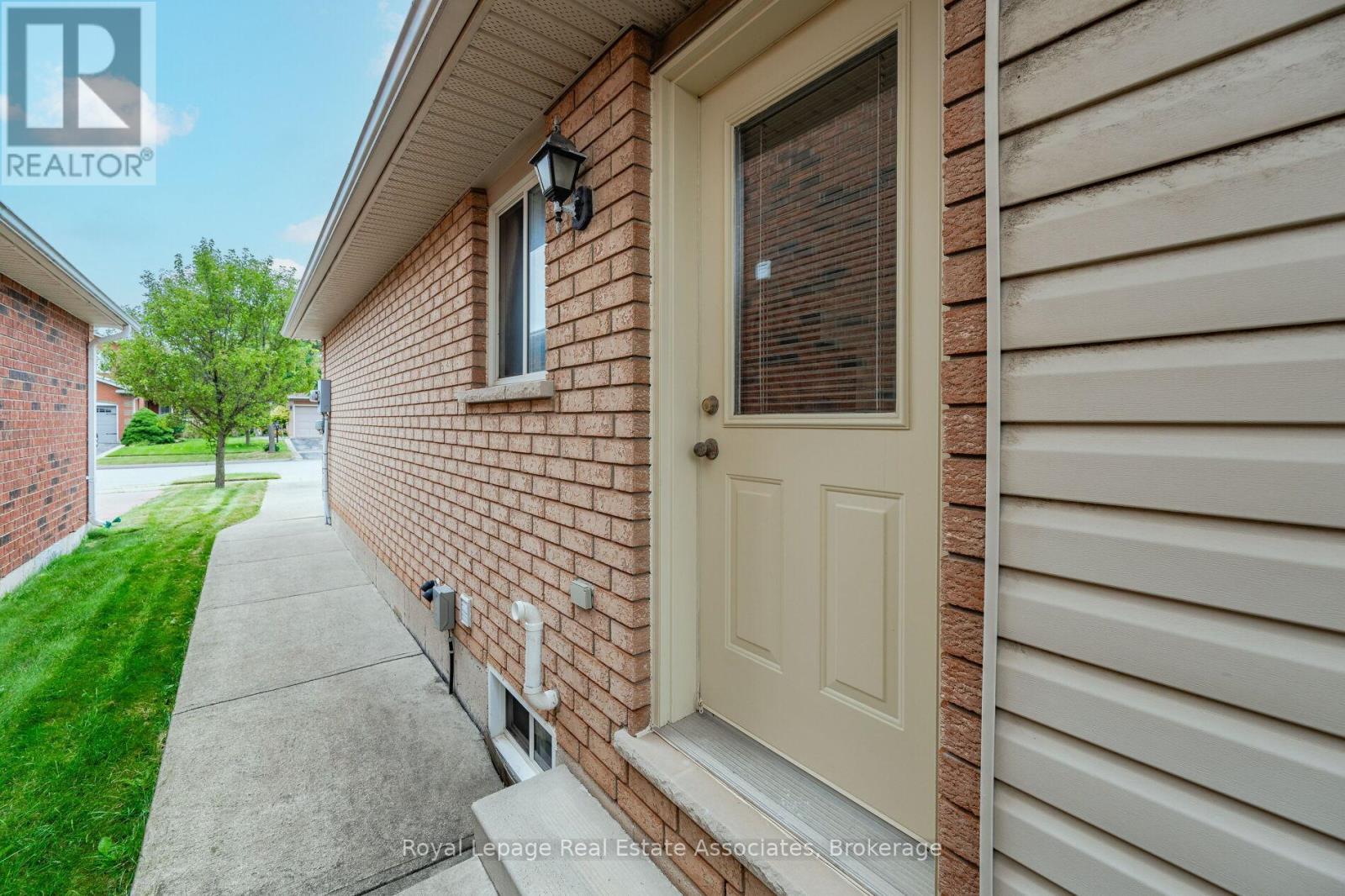 2887 Darien Road Property Photo 42