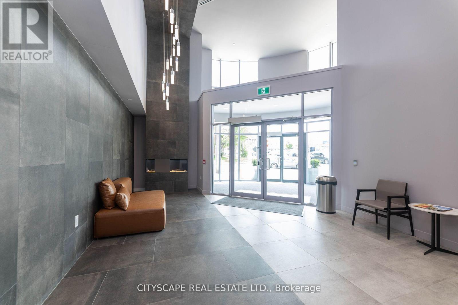 2433 Dufferin Street #509 Property Photo 4