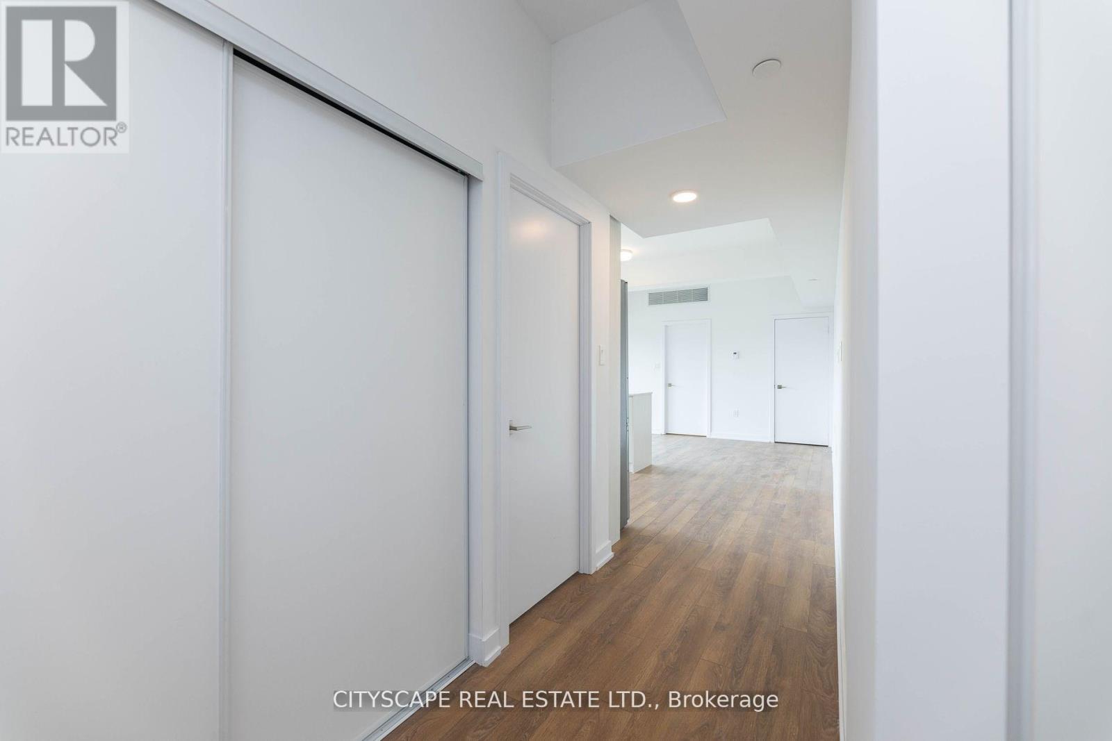 2433 Dufferin Street #509 Property Photo 8