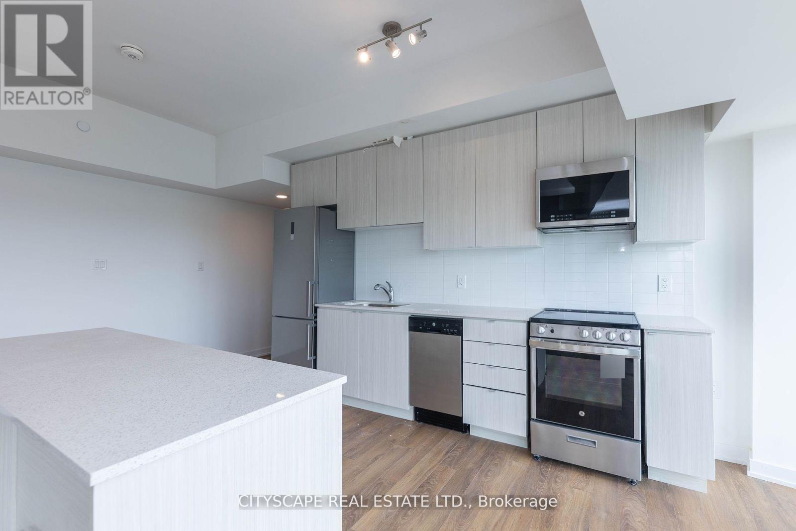 2433 Dufferin Street #509 Property Photo 19