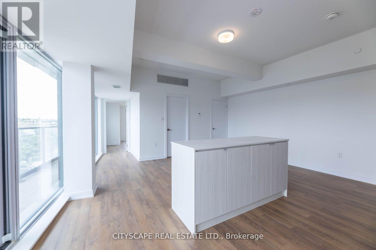 2433 Dufferin Street #509 Property Photo 21