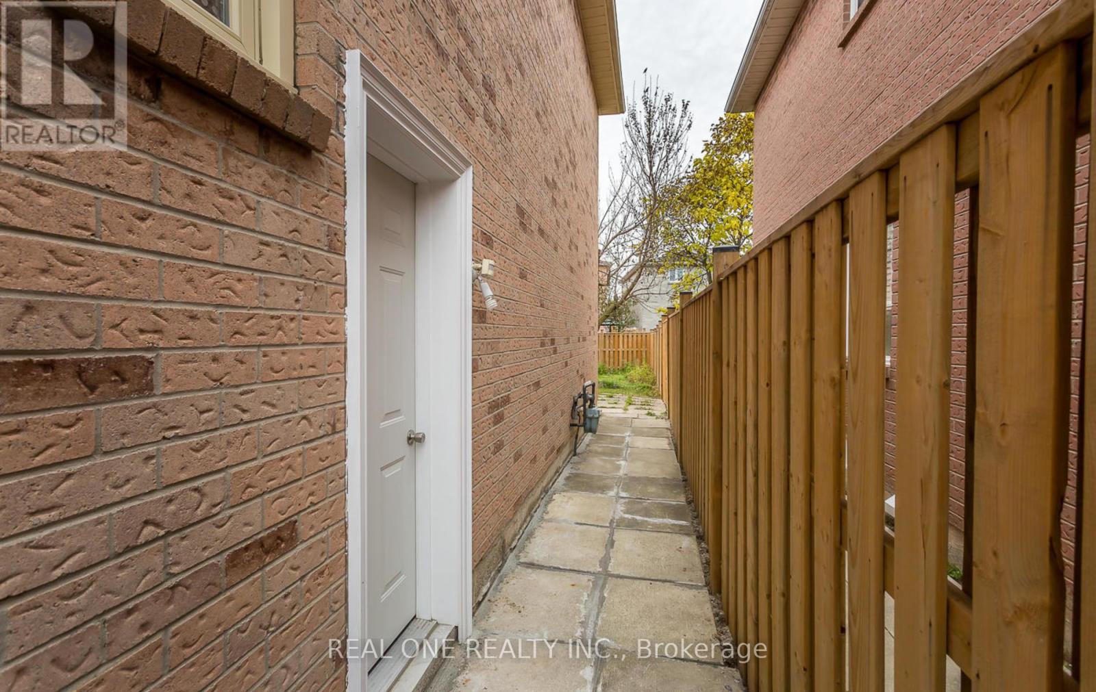 5070 Rising Star Court #basement Property Photo 3