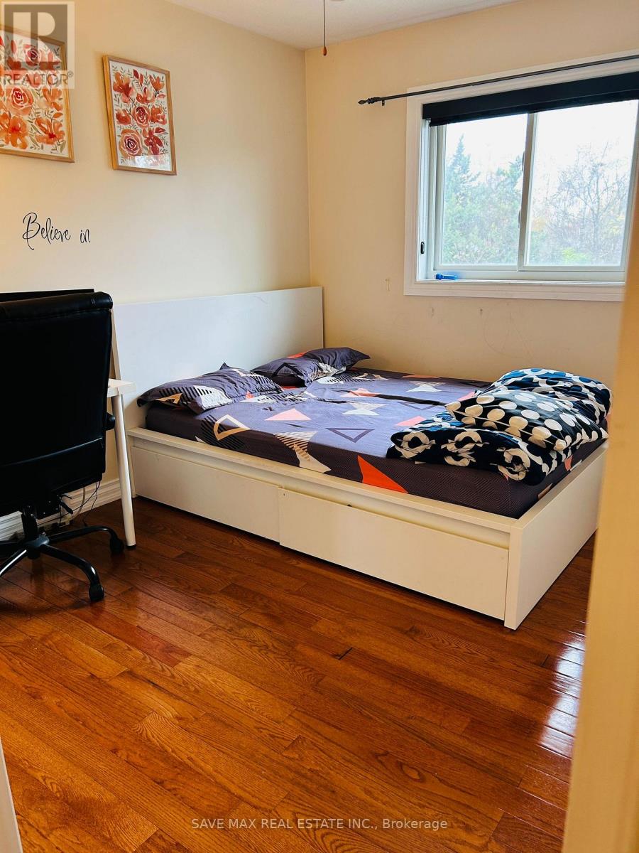 1372 Godwick Drive Property Photo 8