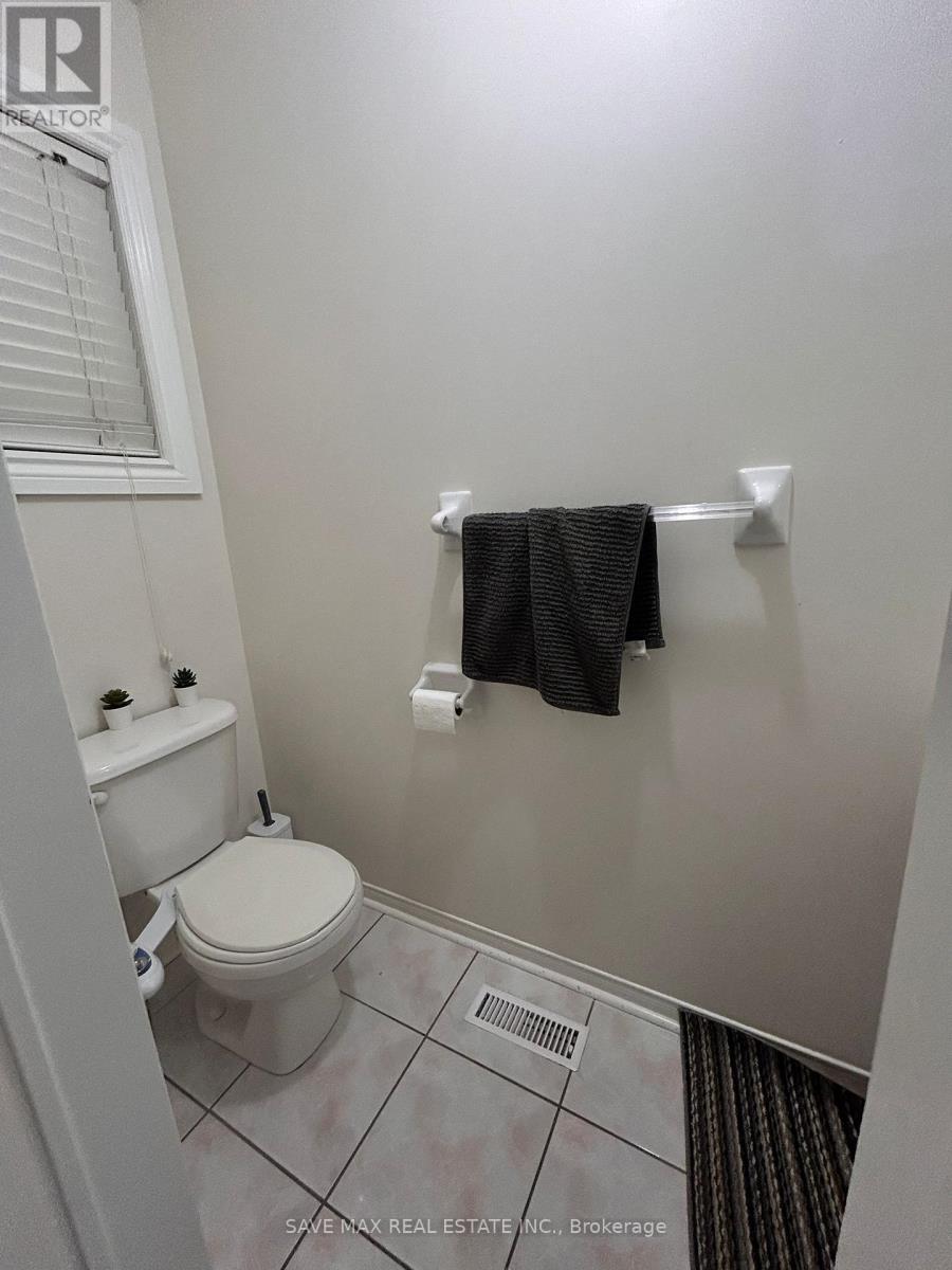 1372 Godwick Drive Property Photo 12