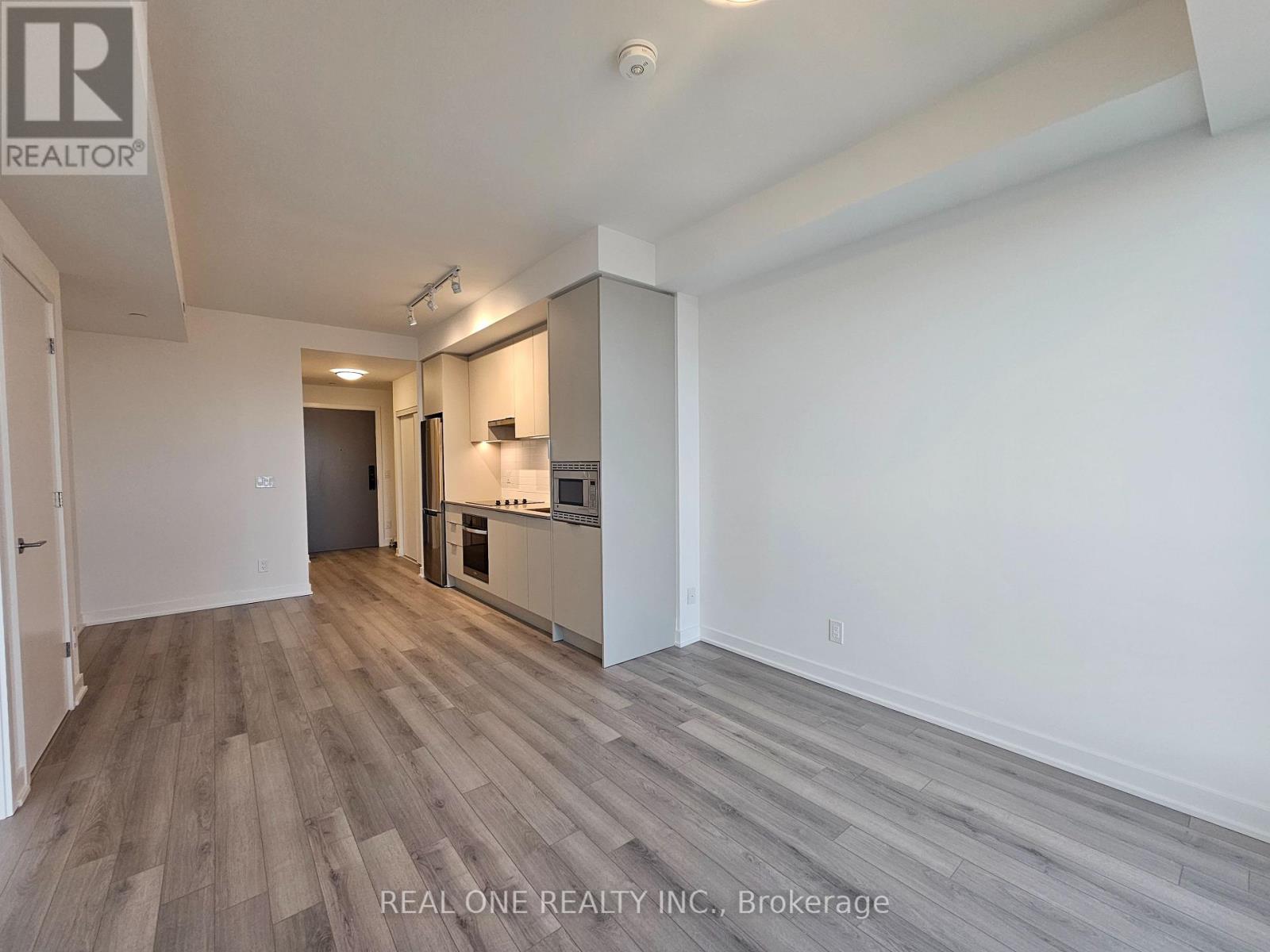 3071 Trafalgar Road #907 Property Photo 11