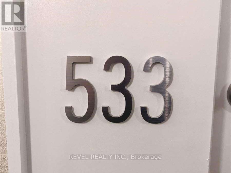 3091 Dufferin Street #533 Property Photo 3