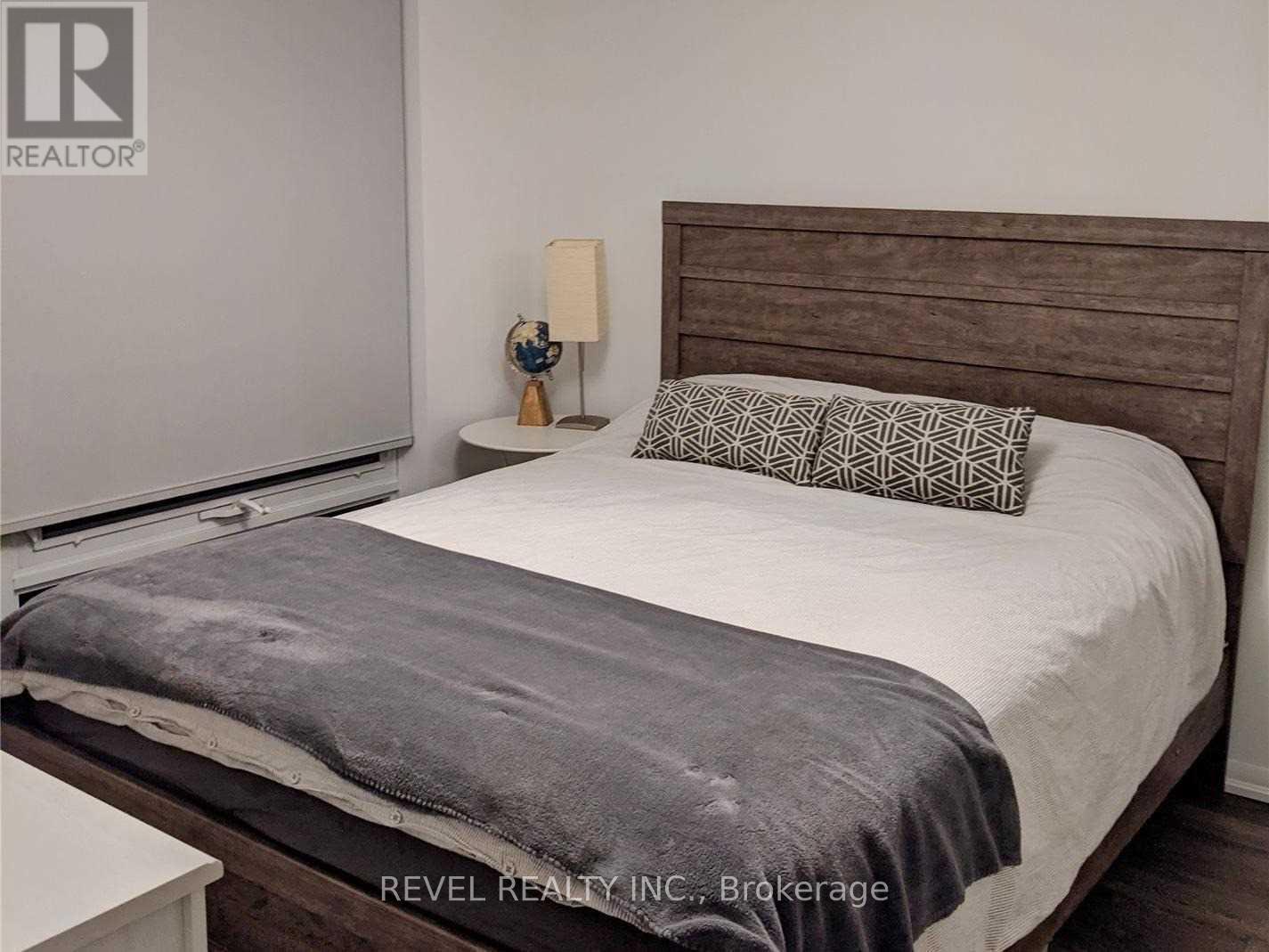 3091 Dufferin Street #533 Property Photo 7