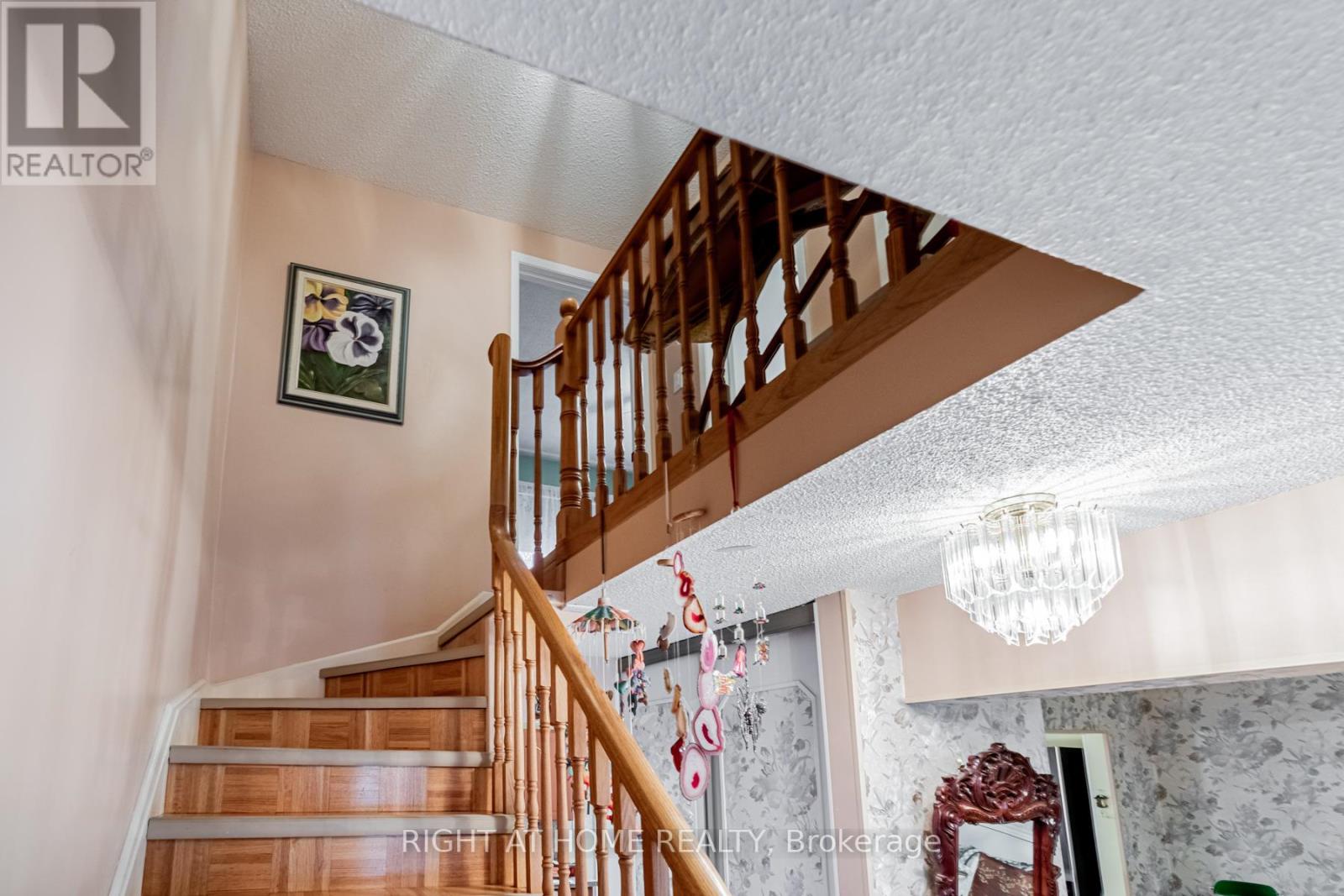 4278 Sawmill Valley Drive Property Photo 23