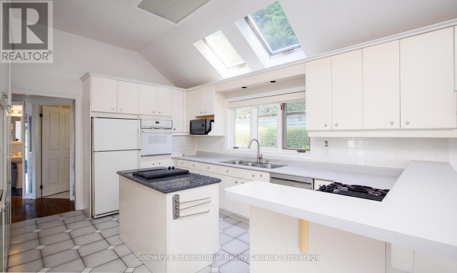 12 Matson Drive Property Photo 32