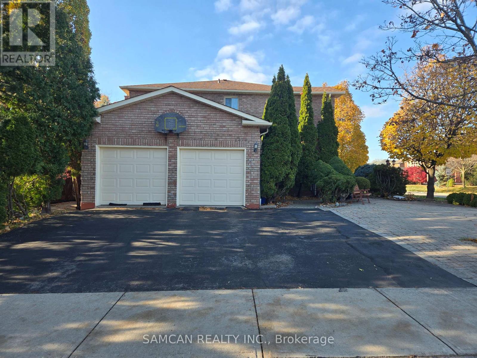 2 - 2470 Wynten Way Property Photo 2