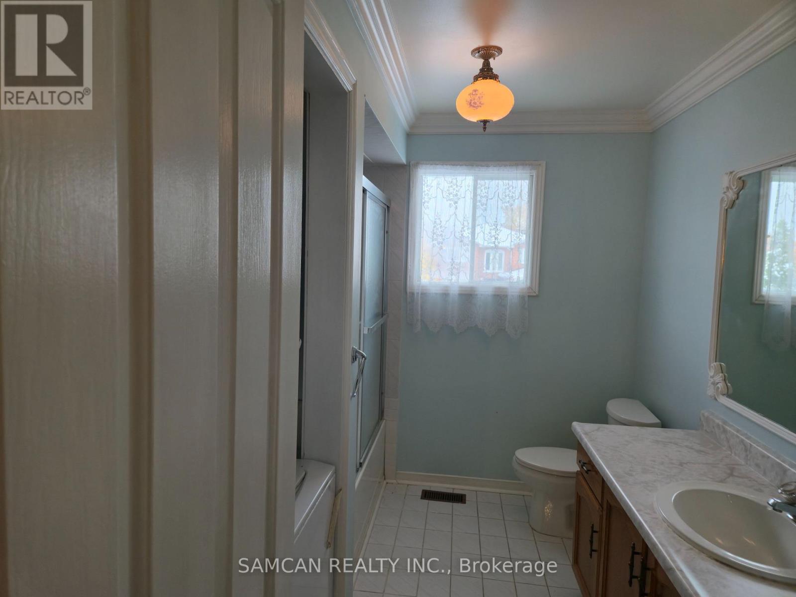 2 - 2470 Wynten Way Property Photo 9