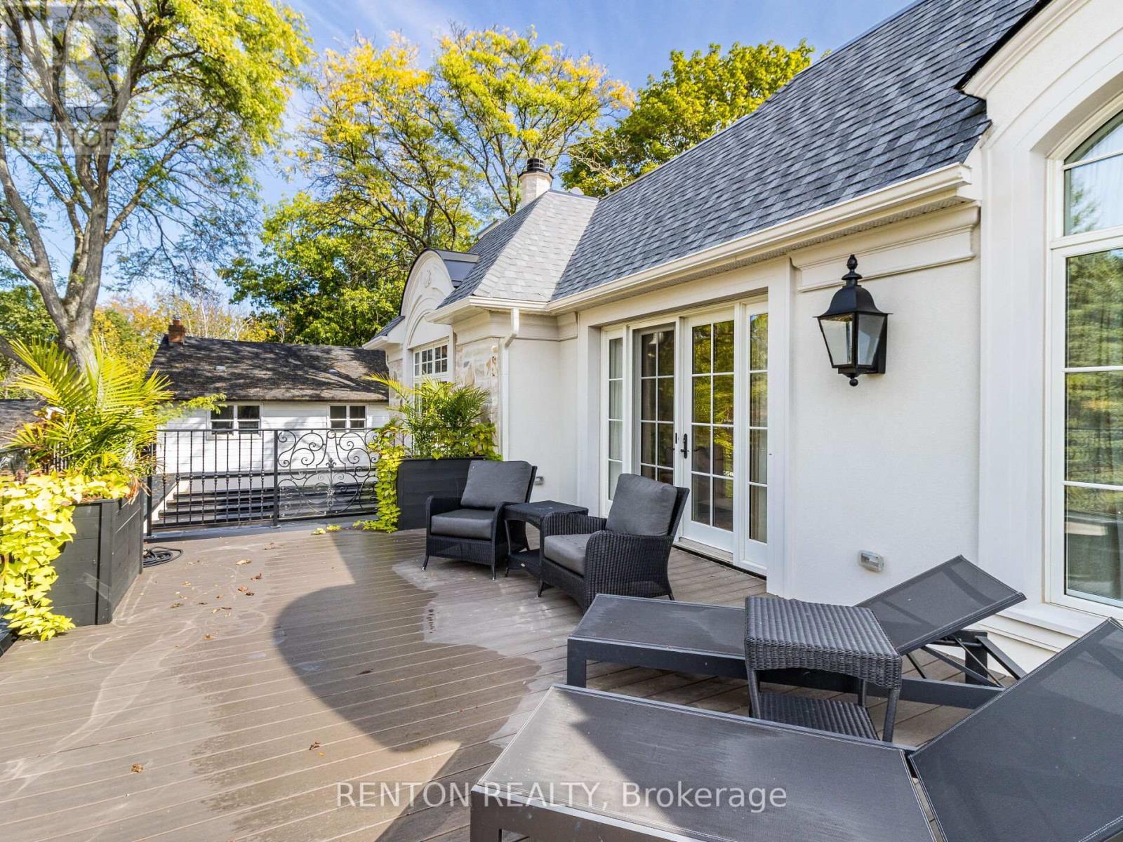 1491 Watersedge Road Property Photo 31