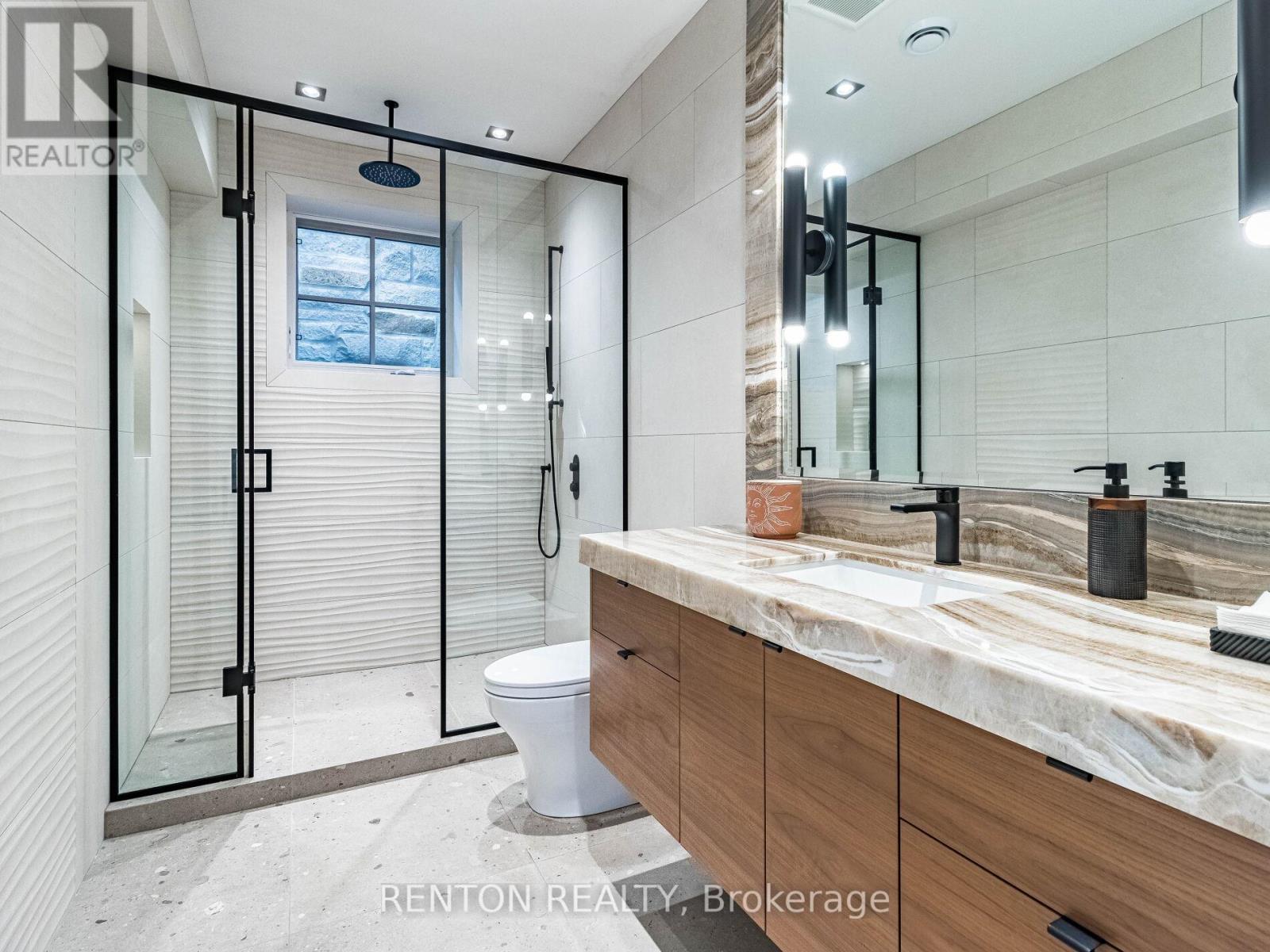 1491 Watersedge Road Property Photo 40