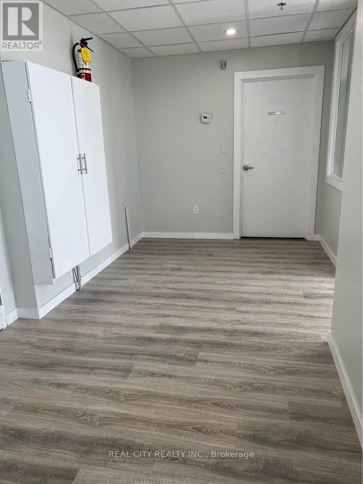 251 Guelph Street Property Photo 10