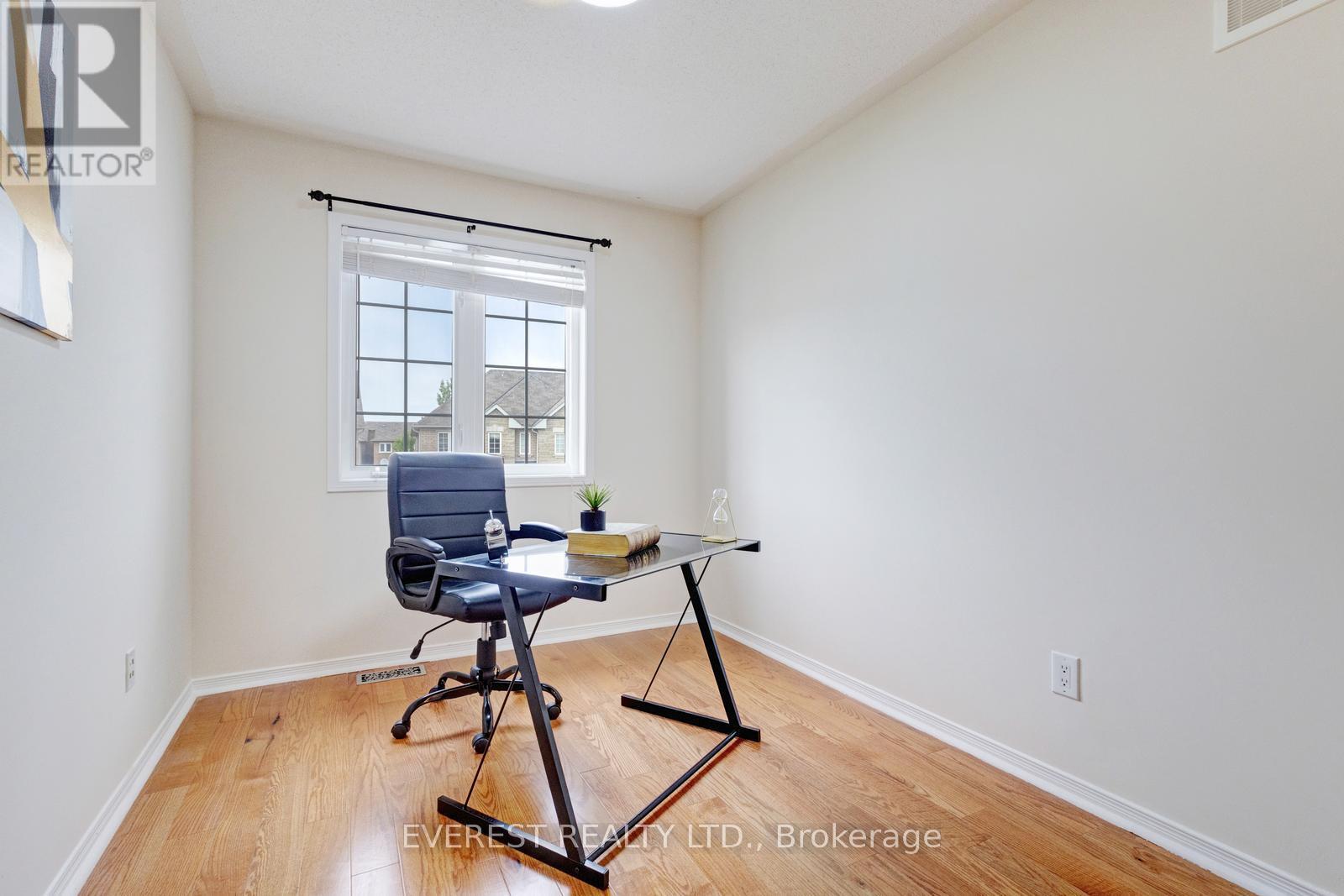 5172 Nestling Grove Property Photo 25