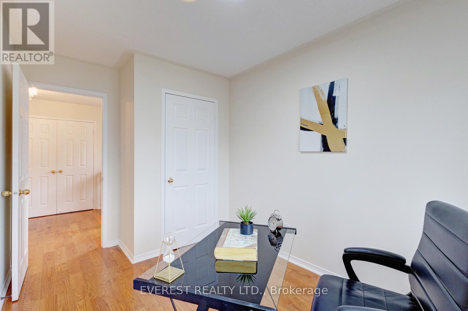 5172 Nestling Grove Property Photo 26