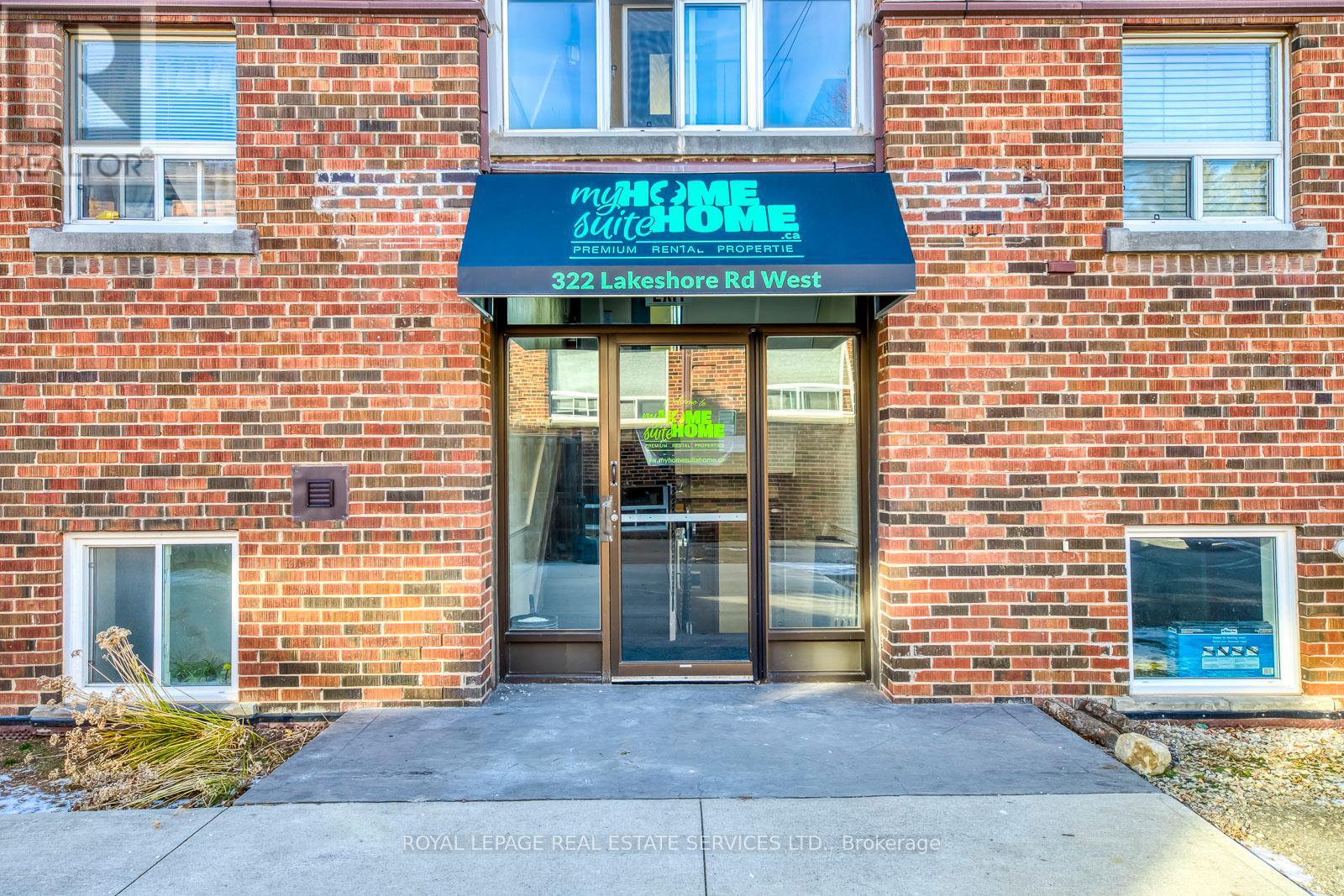 322 Lakeshore Road W Property Photo 1