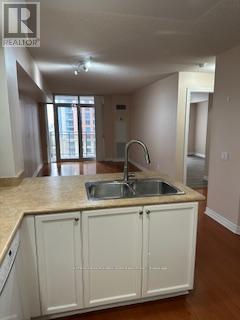 609 - 5229 Dundas Street W Property Photo 11