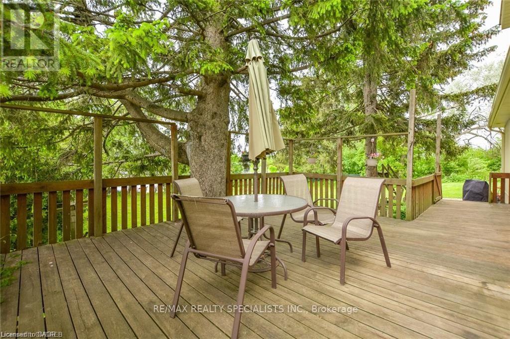 12938 Tenth Line Property Photo 5