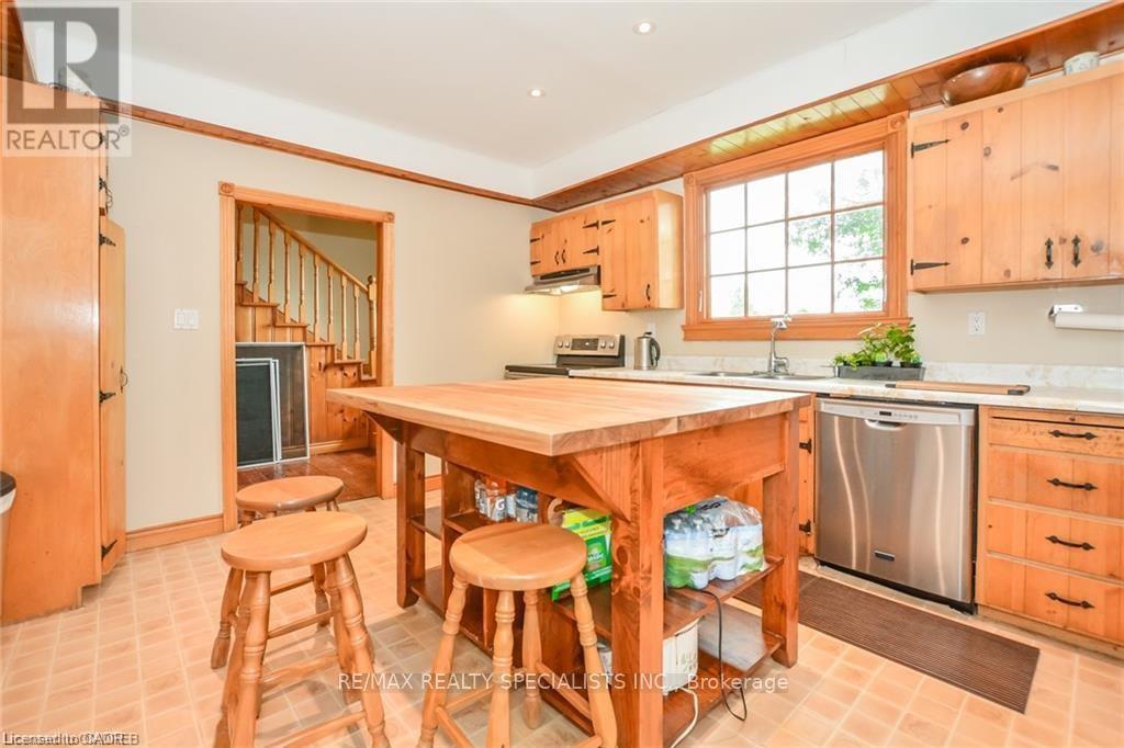 12938 Tenth Line Property Photo 11