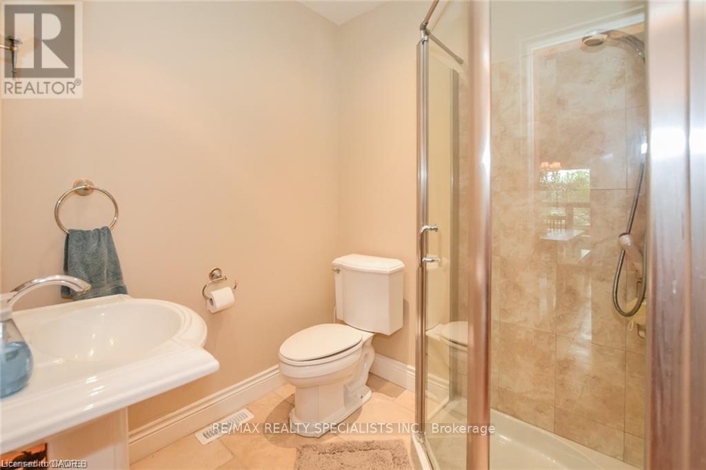 12938 Tenth Line Property Photo 19