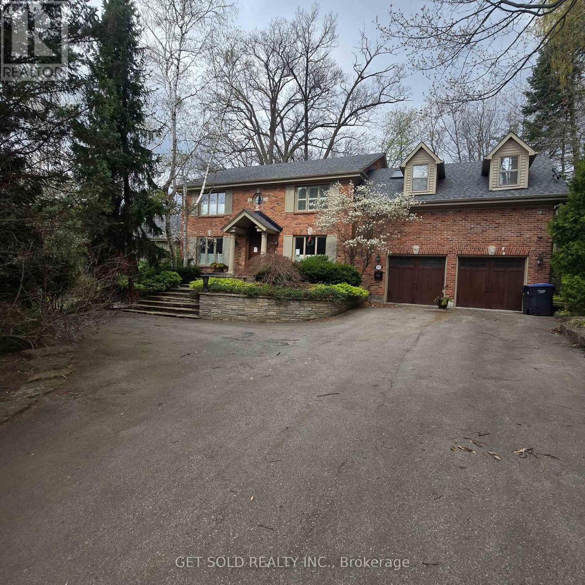 1701 Birchwood Drive Property Photo 1