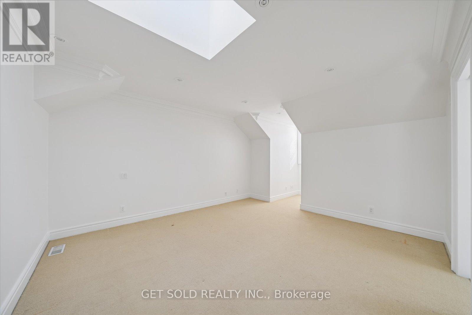 1701 Birchwood Drive Property Photo 28