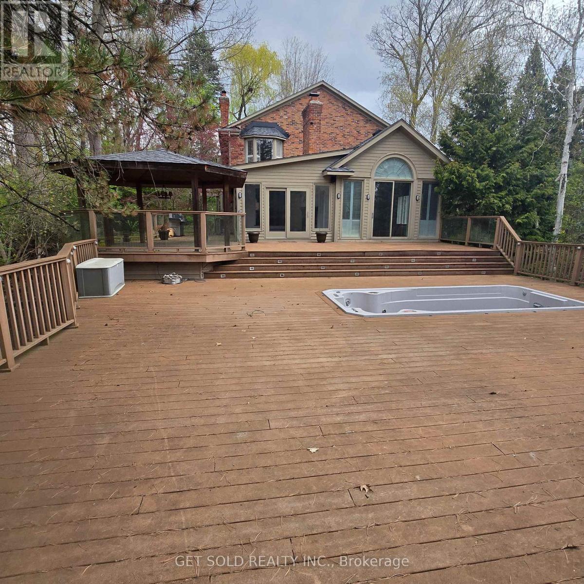 1701 Birchwood Drive Property Photo 40