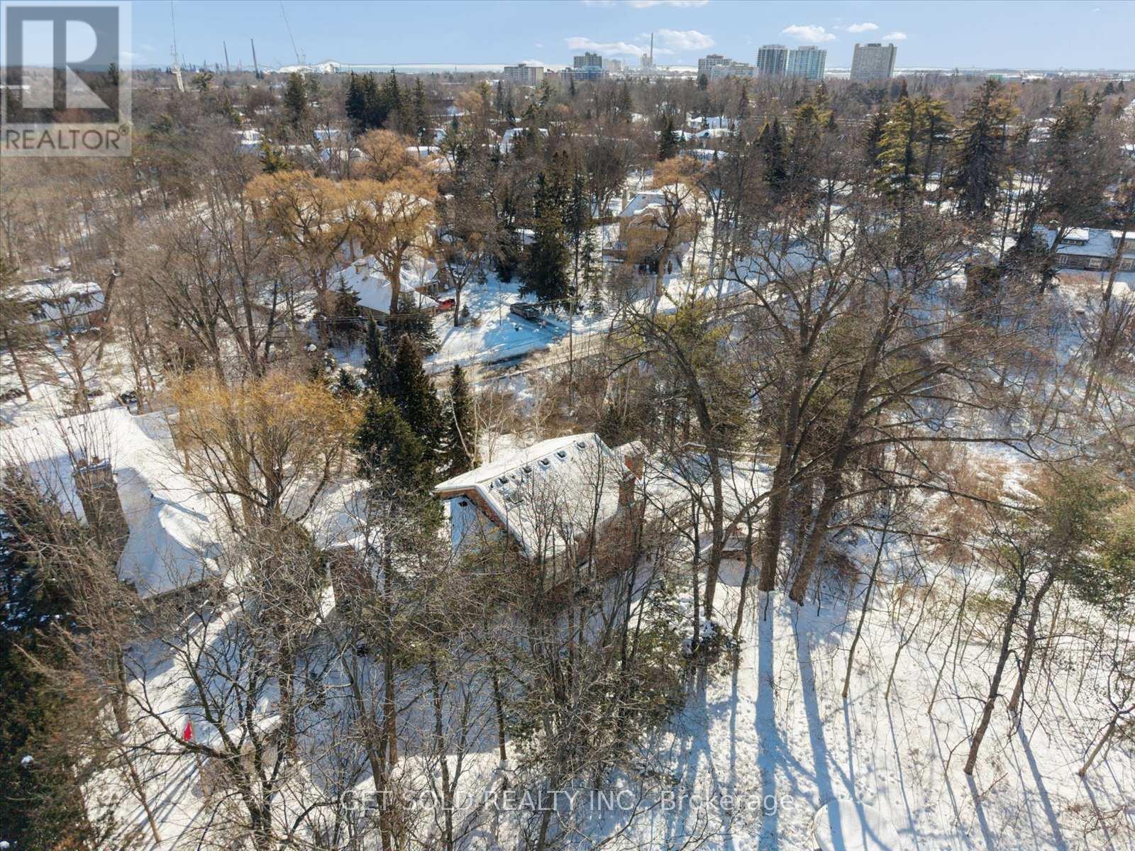 1701 Birchwood Drive Property Photo 45