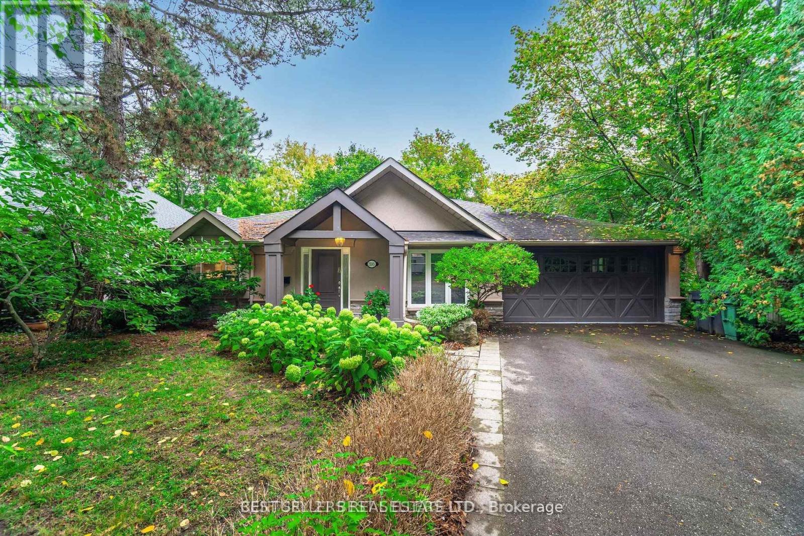 1595 Calverton Court Property Photo 1