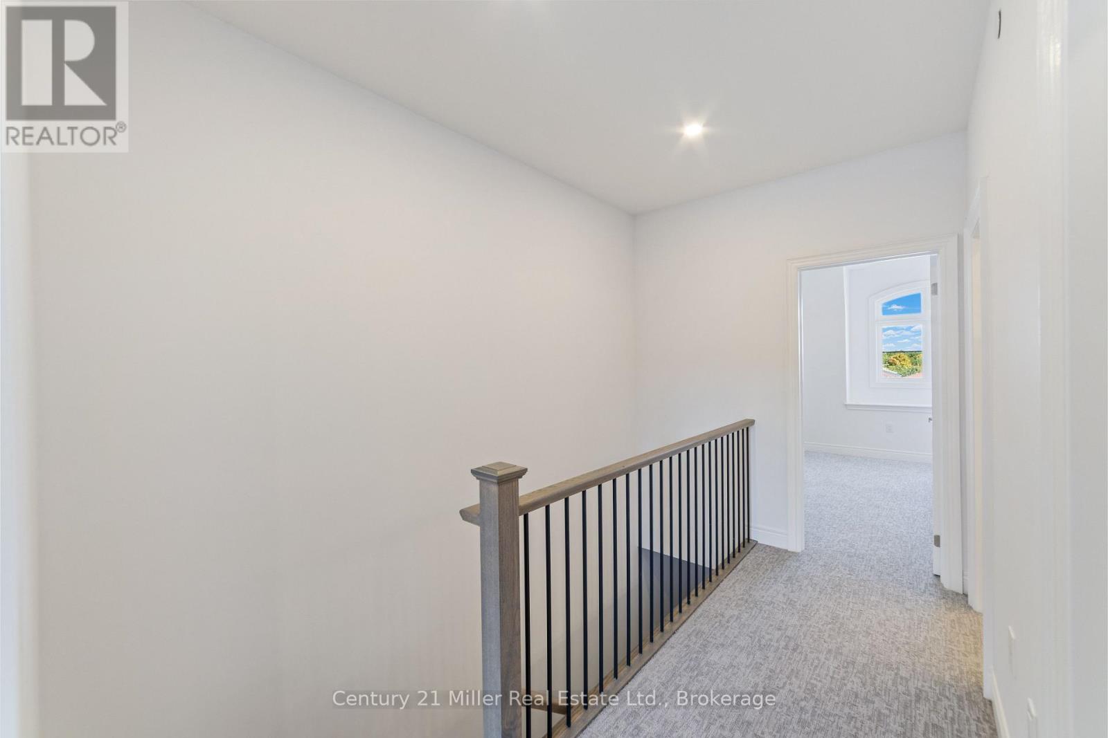 50 - 2150 Trafalgar Road Property Photo 19