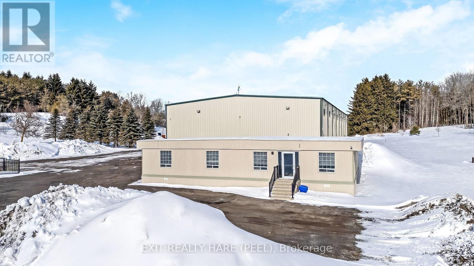 20383 Hurontario Street Property Photo 4