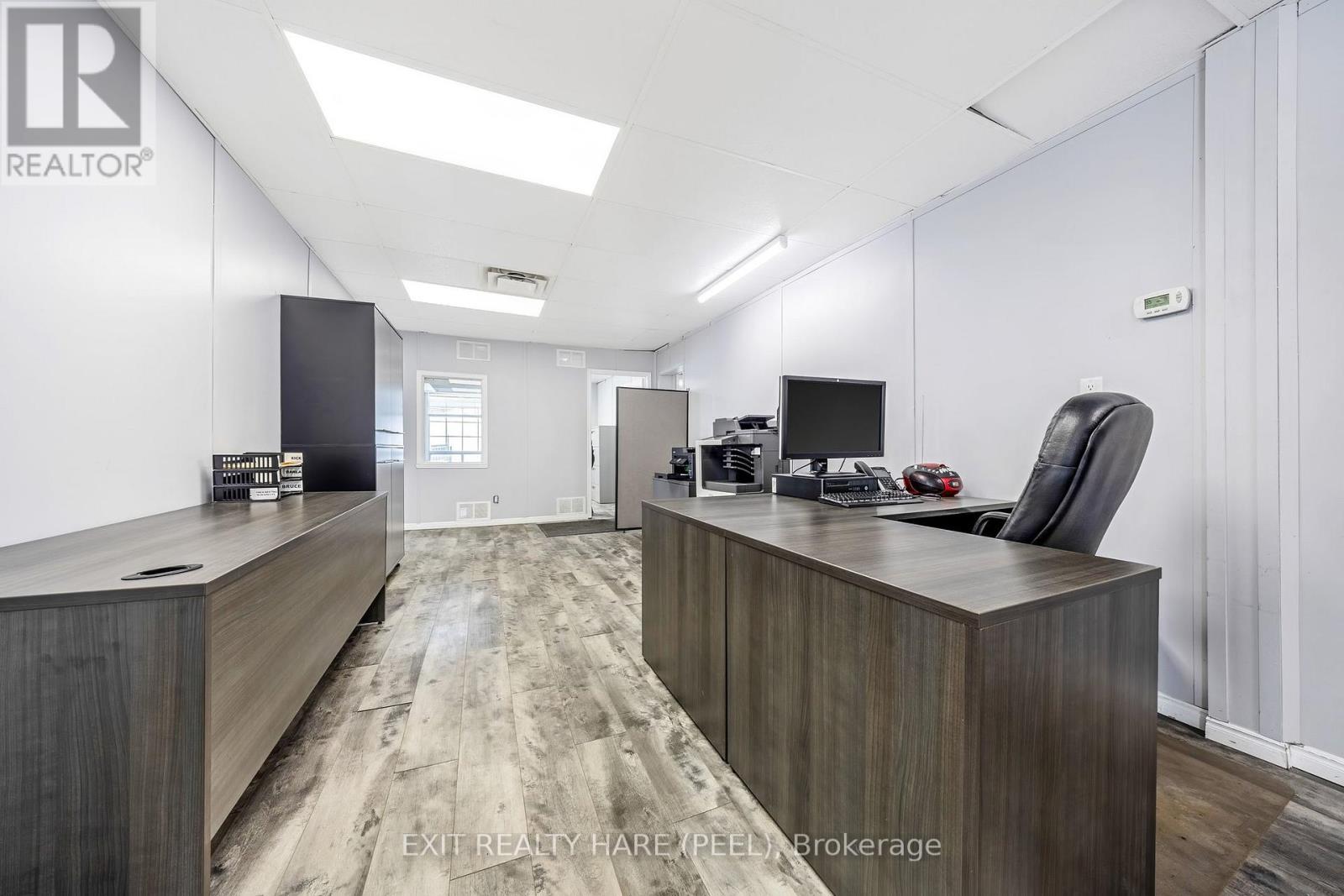 20383 Hurontario Street Property Photo 19