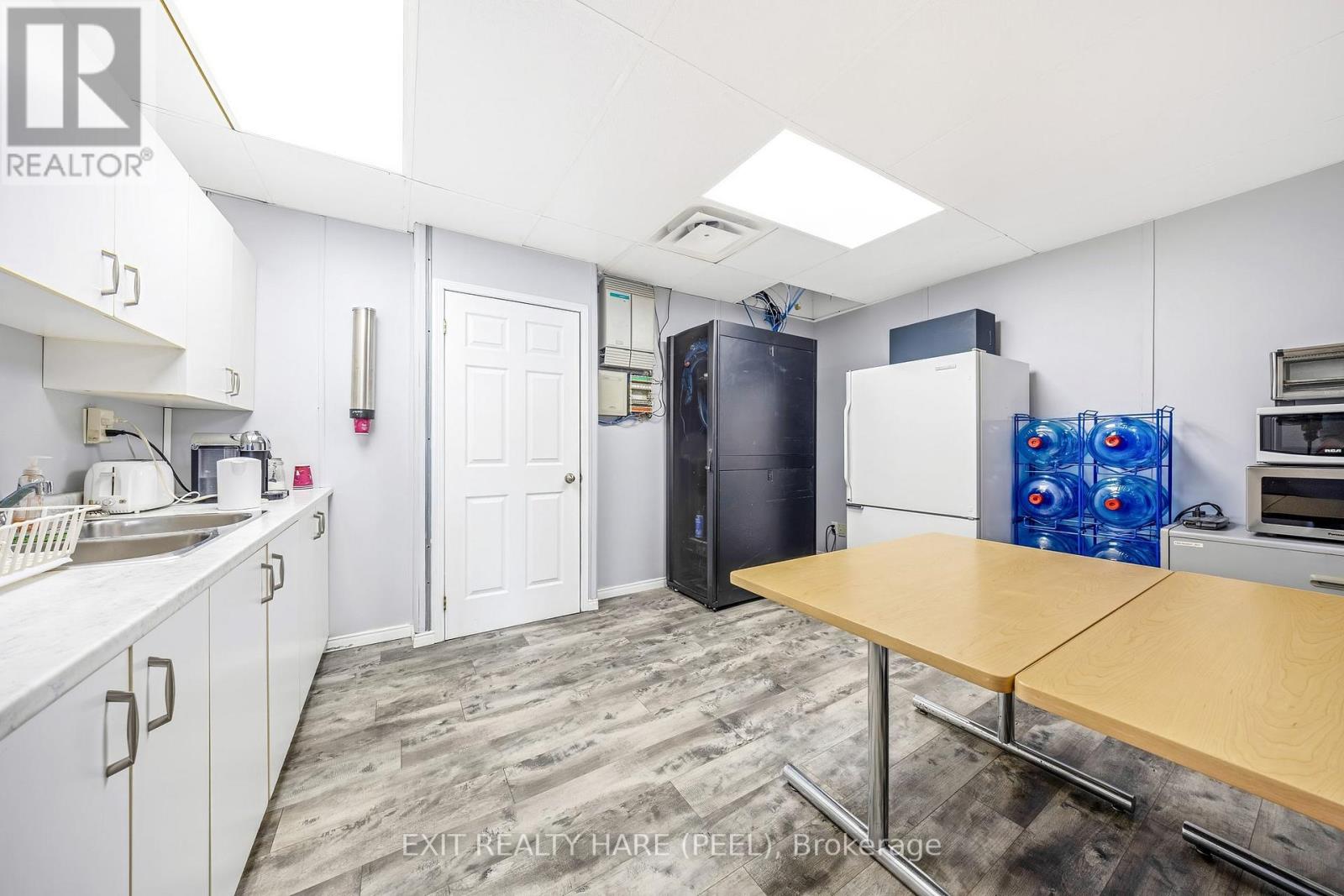 20383 Hurontario Street Property Photo 20