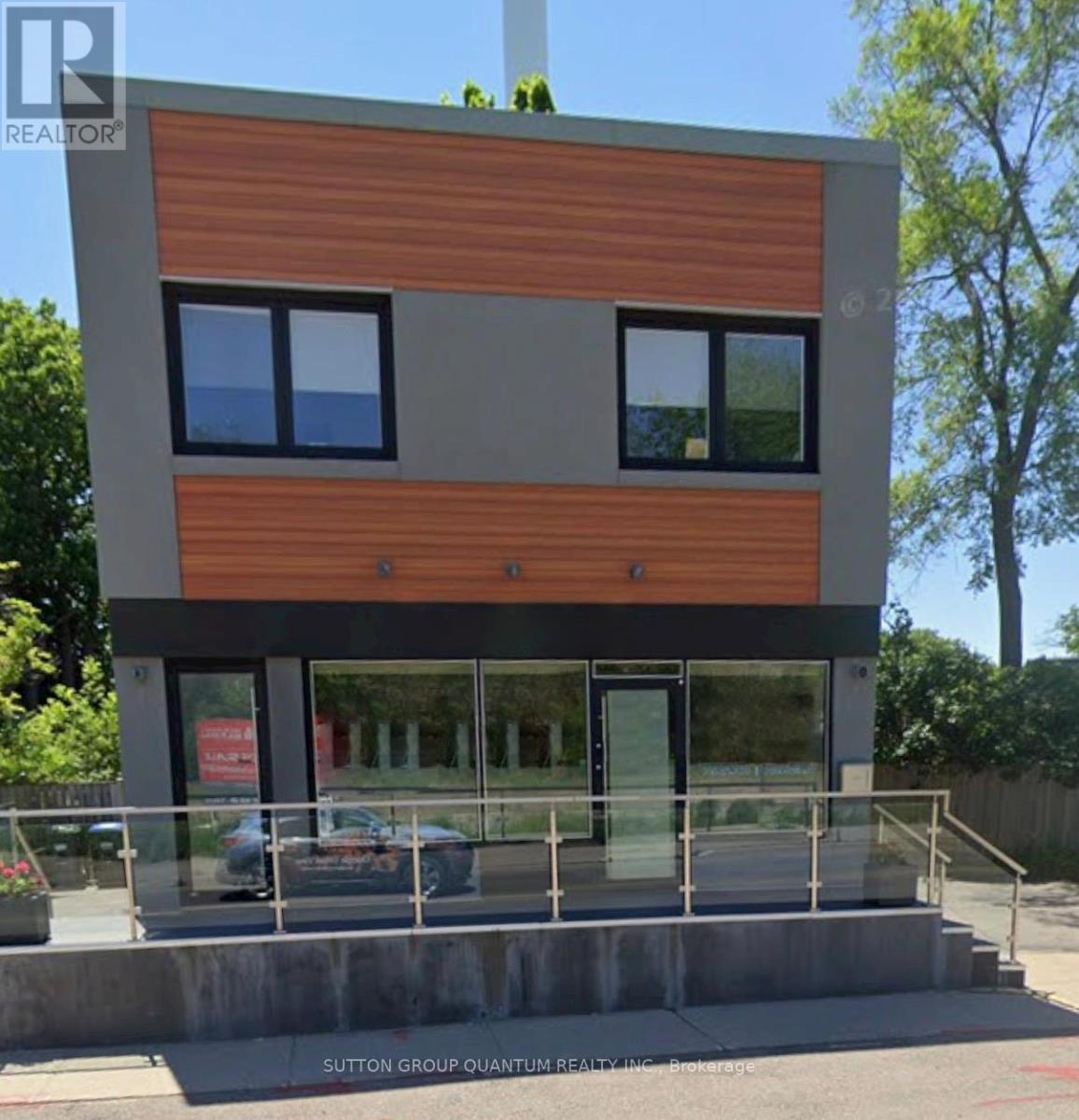 1136 Lorne Park Road Property Photo 1