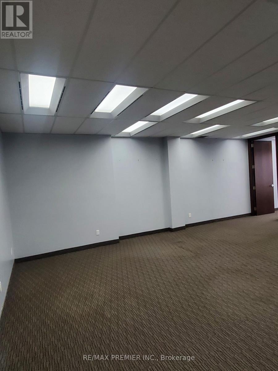 503 - 3200 Dufferin Street Property Photo 5