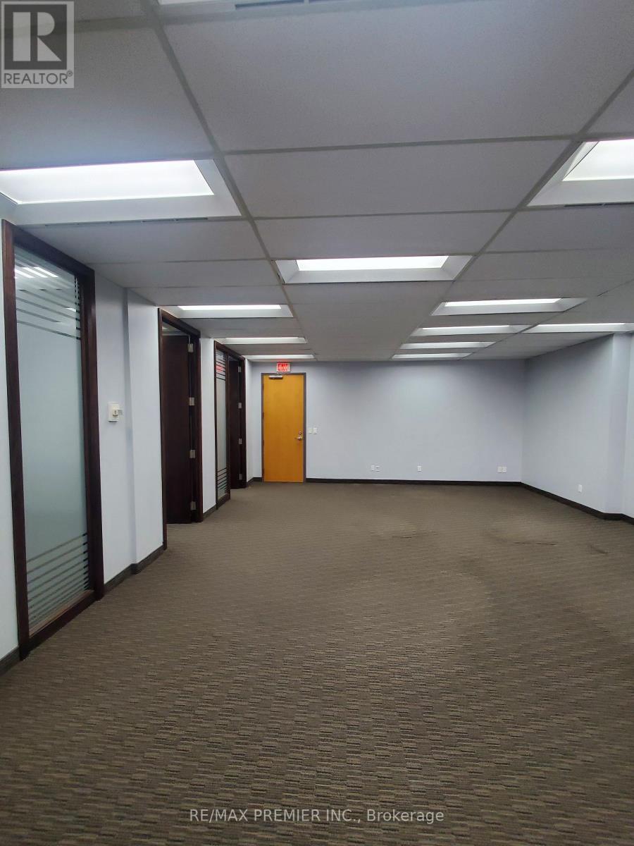 503 - 3200 Dufferin Street Property Photo 9