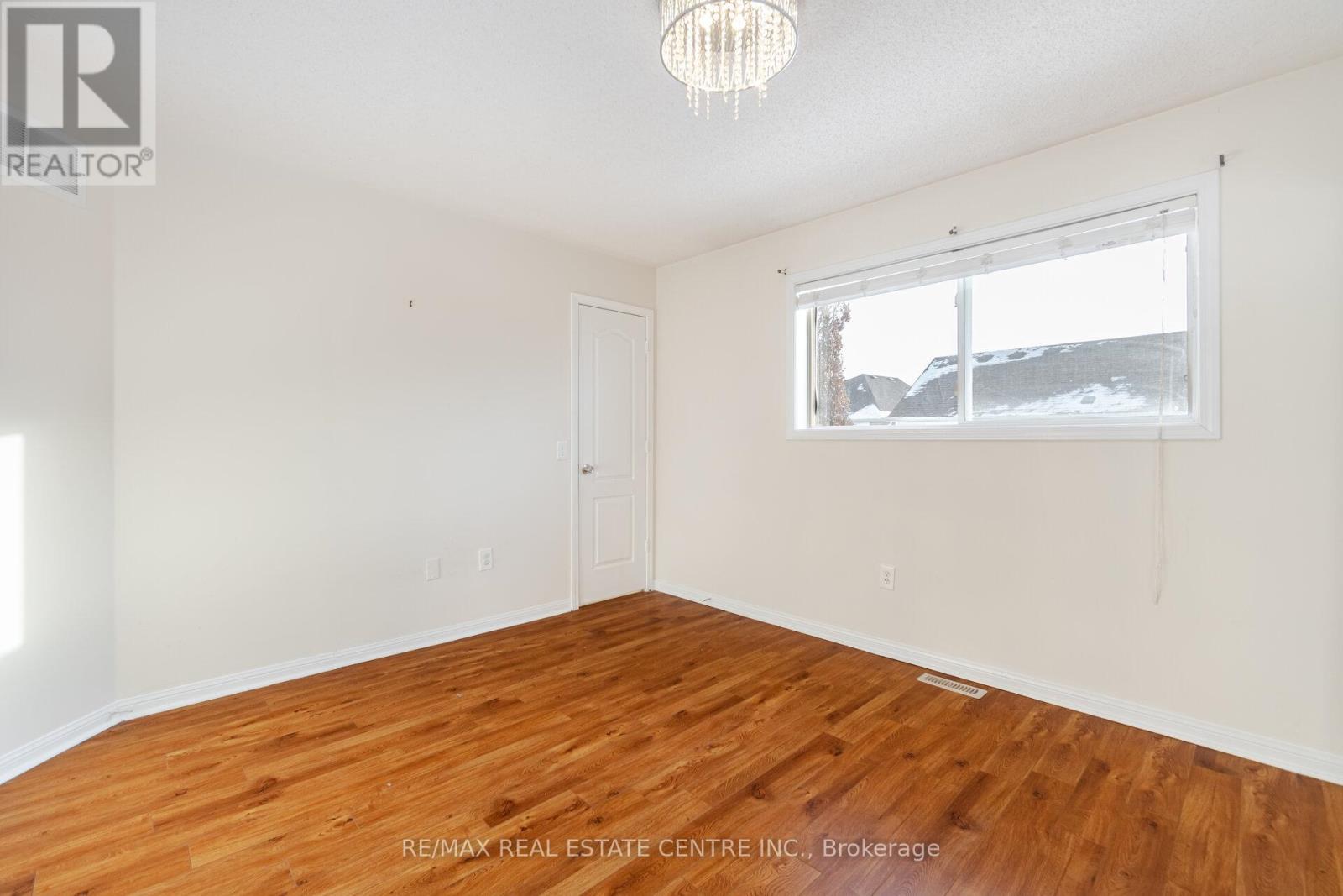 454 Collis Court Property Photo 19