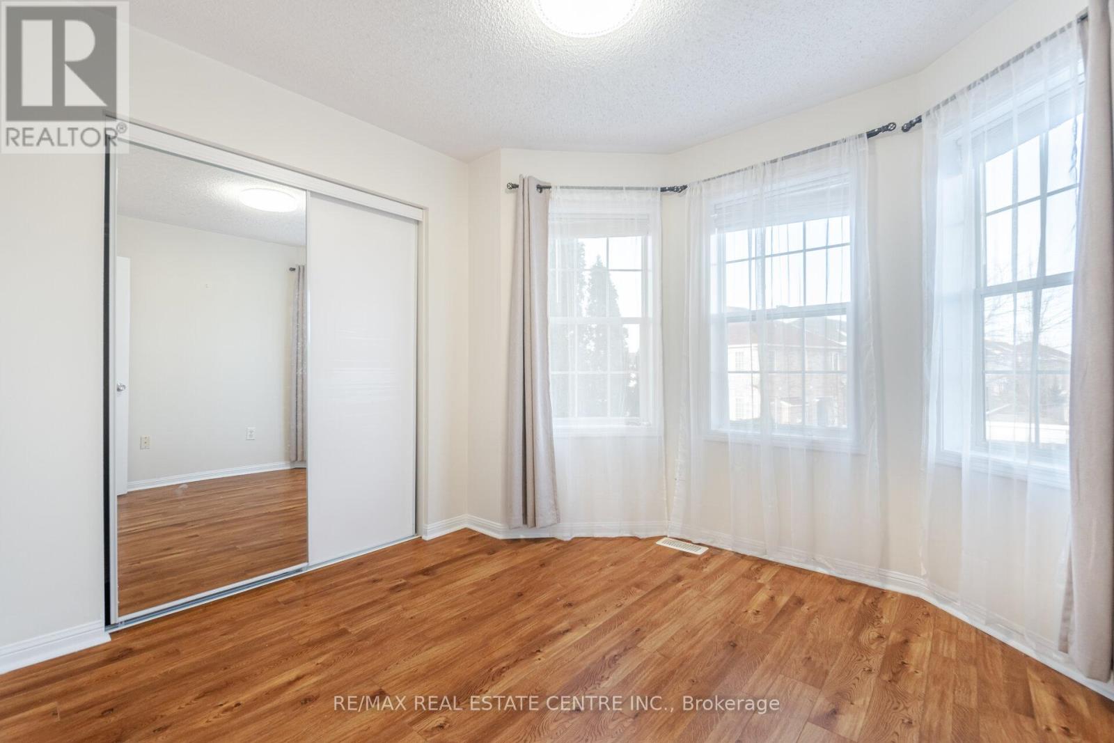454 Collis Court Property Photo 23
