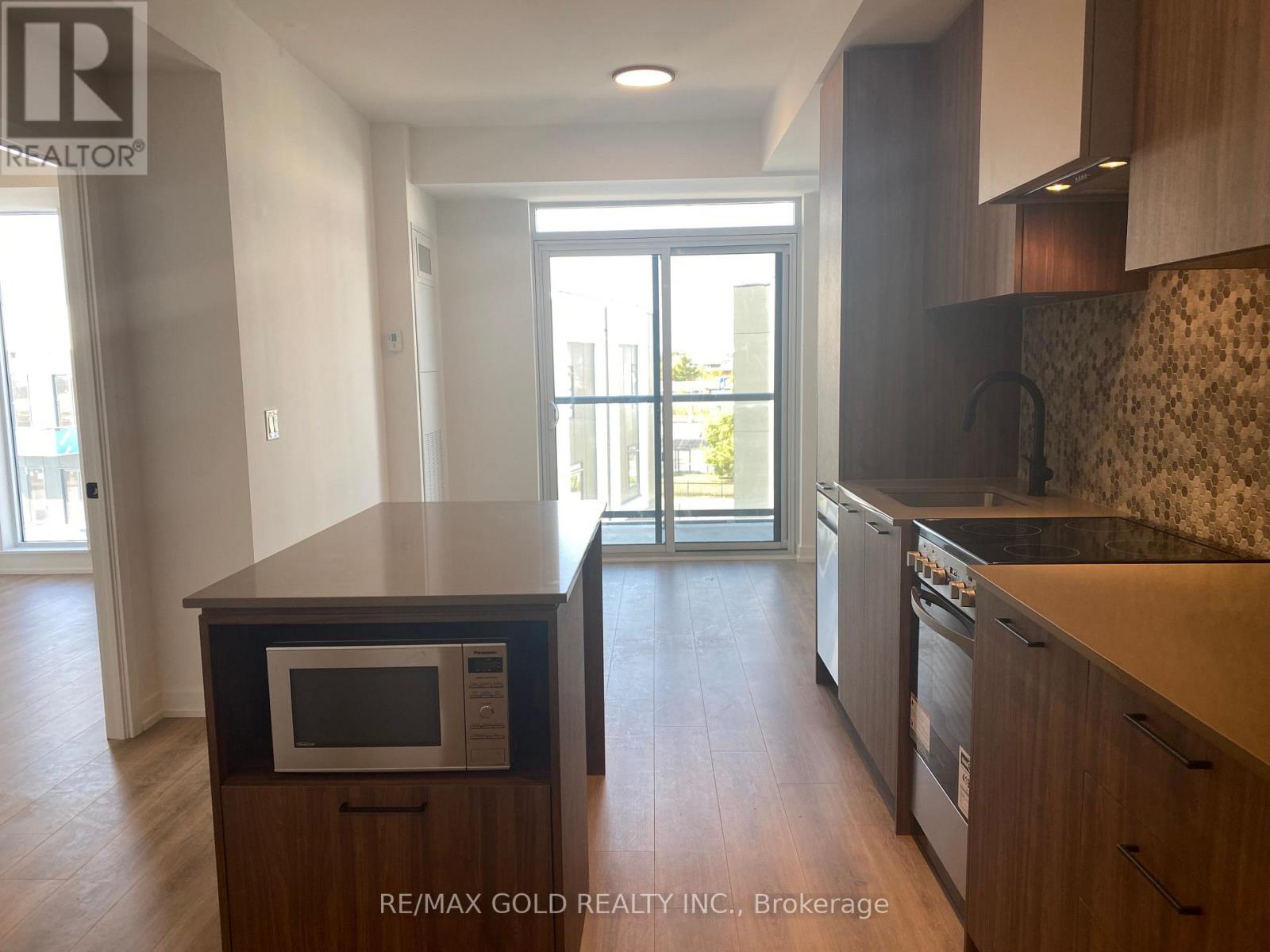 301 - 10 Lagerfeld Drive Property Photo 48